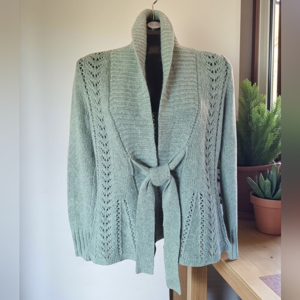 A. Giannetti Elegant Angora/Wool Blend Front Tie Green Women's Sweater